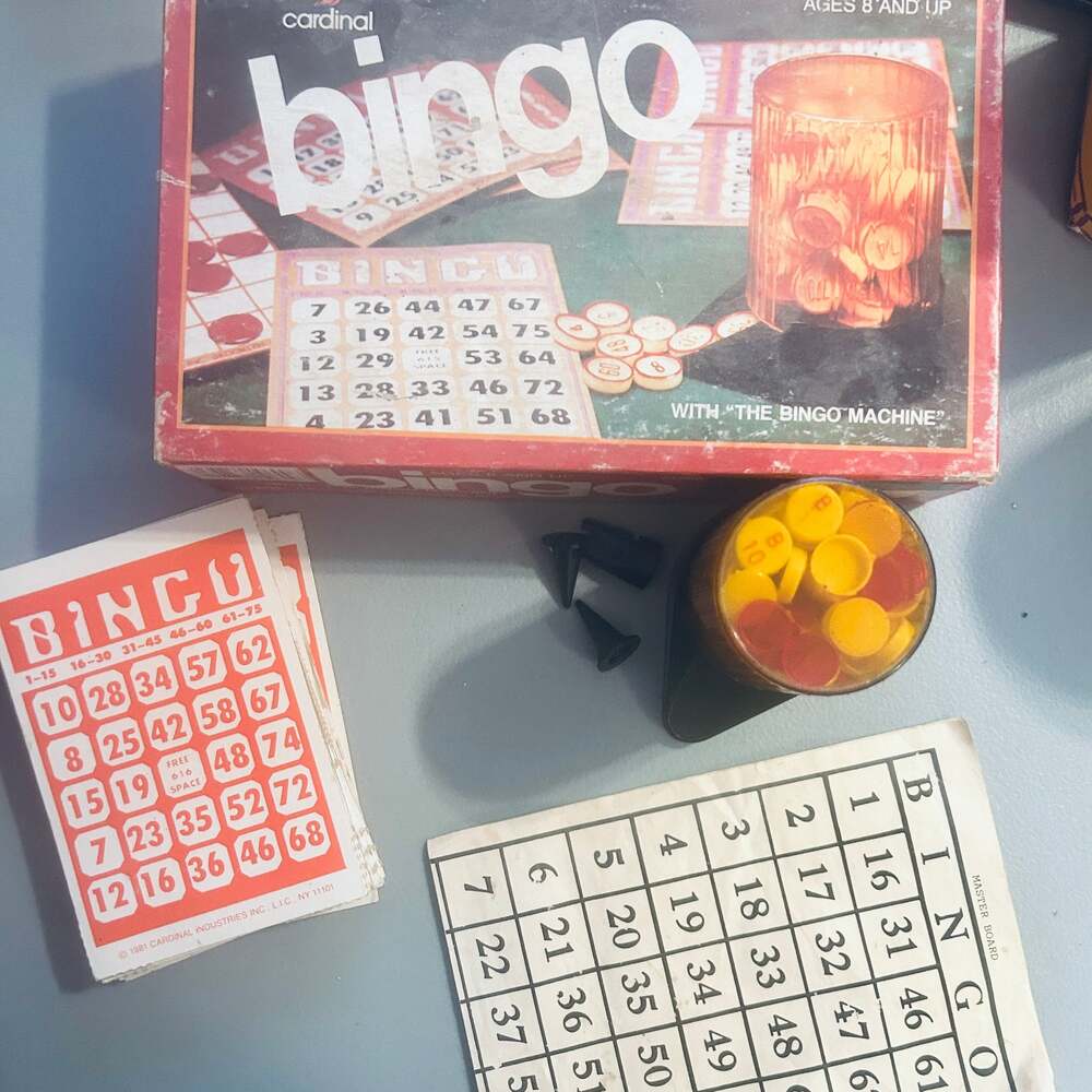 Vintage 1981 Cardinal Industries Bingo Board Game Complete
